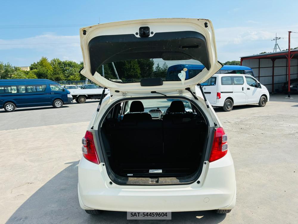 Honda FIT 2009-03 8068709-26