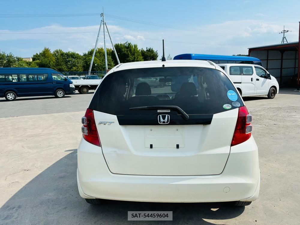 Honda FIT 2009-03 8068709-3