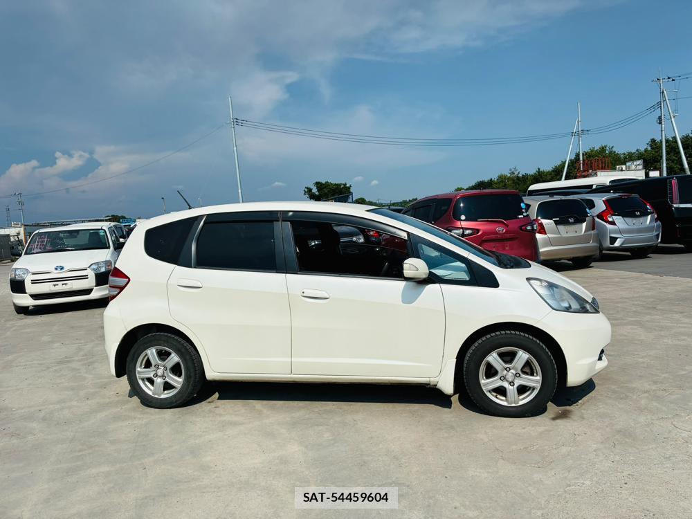 Honda FIT 2009-03 8068709-5