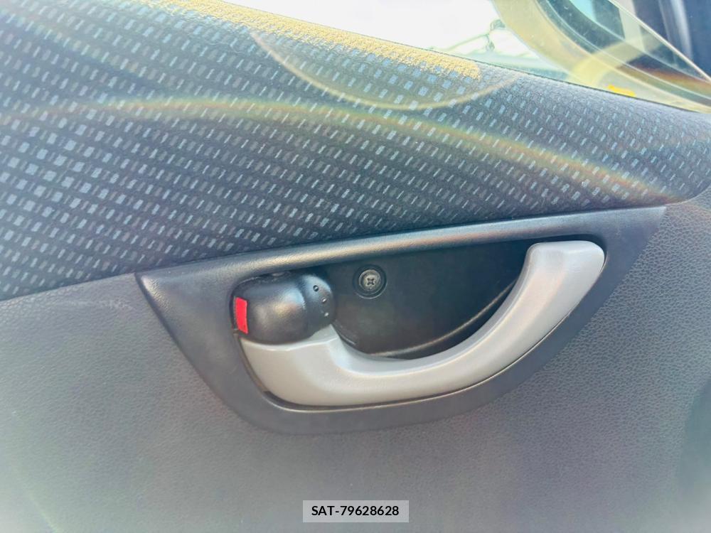 Honda FIT 2012-06 7970702-22