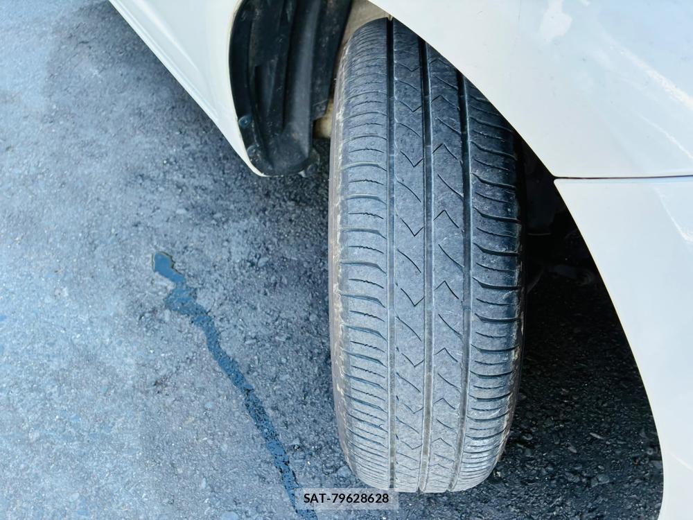 Honda FIT 2012-06 7970702-32