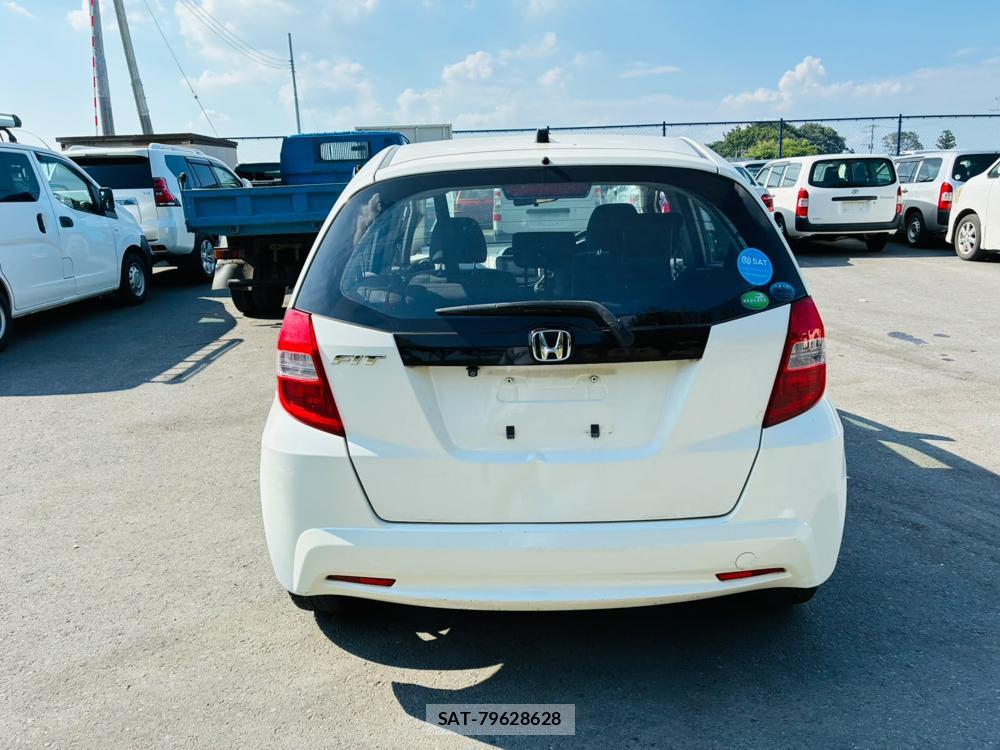 Honda FIT 2012-06 7970702-3
