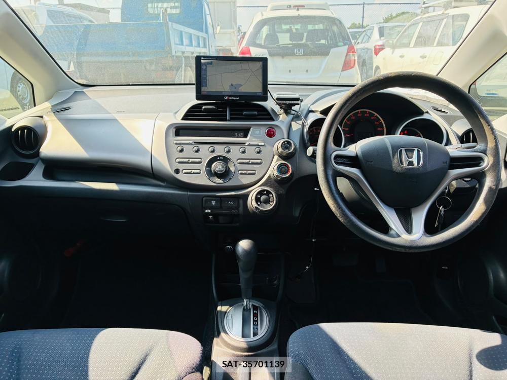 Honda FIT 2010-02 7970701-12