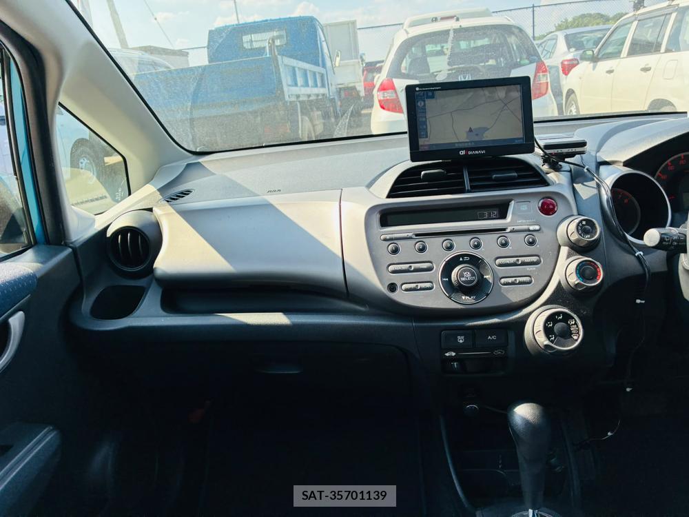 Honda FIT 2010-02 7970701-17