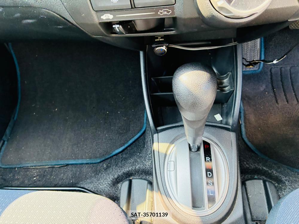 Honda FIT 2010-02 7970701-19