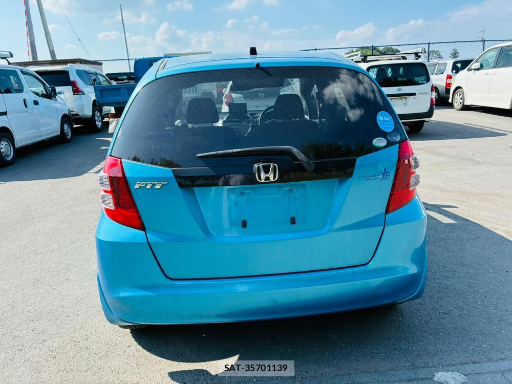 Honda FIT 2010-02 7970701-3