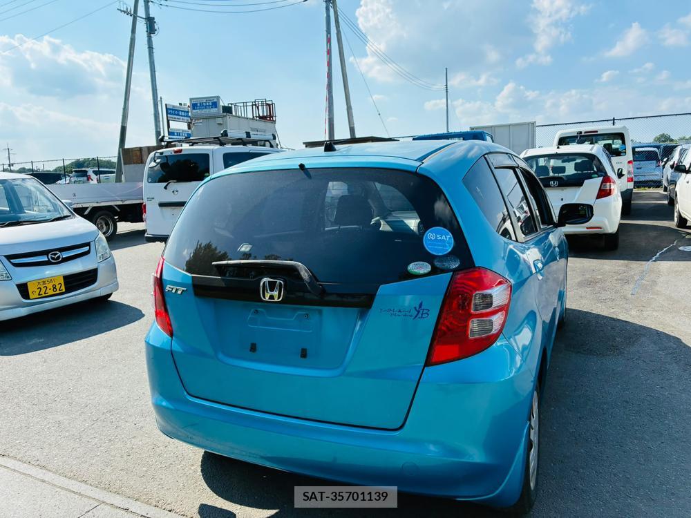 Honda FIT 2010-02 7970701-4