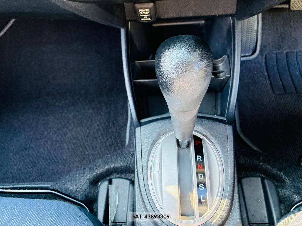 Honda FIT 2009-10 8032640-19