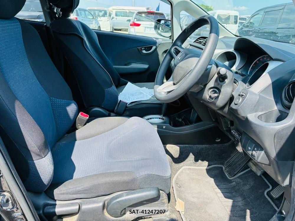Honda FIT 2008-05 8068711-11