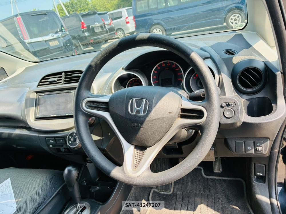 Honda FIT 2008-05 8068711-14