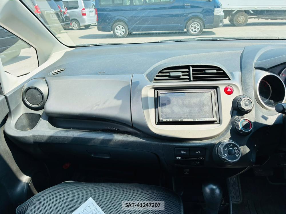 Honda FIT 2008-05 8068711-17