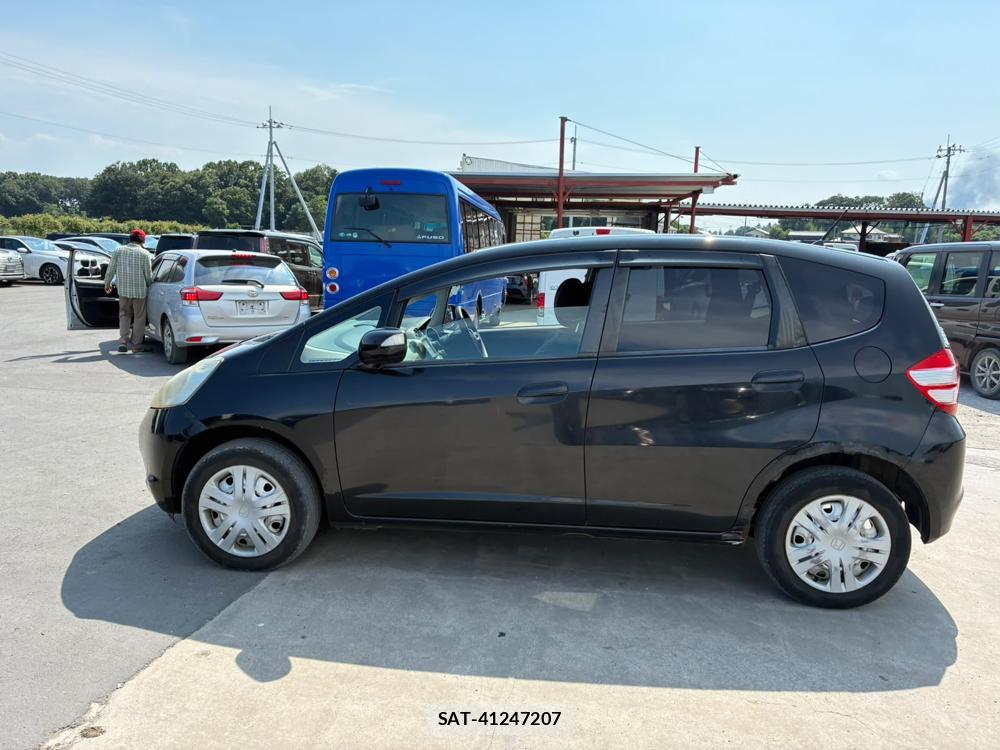 Honda FIT 2008-05 8068711-1