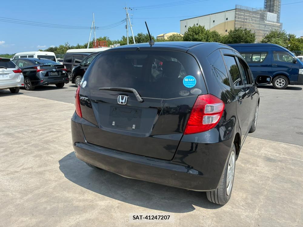 Honda FIT 2008-05 8068711-4