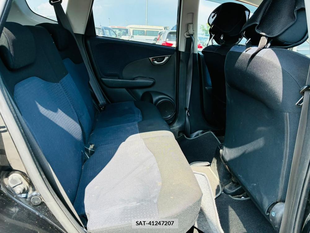 Honda FIT 2008-05 8068711-8
