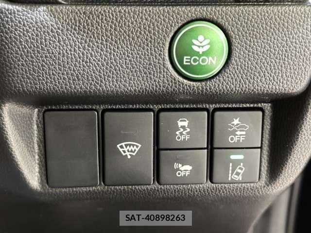Honda FIT 2018-03 8130119-13