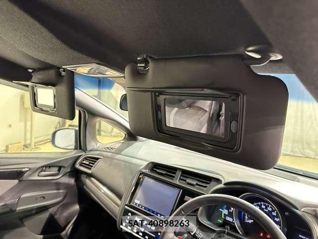 Honda FIT 2018-03 8130119-24