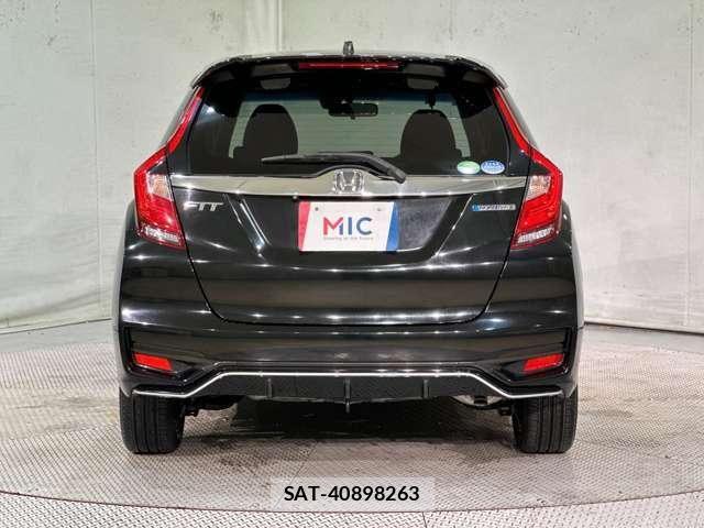 Honda FIT 2018-03 8130119-5