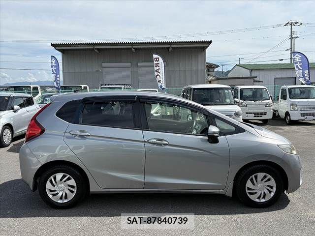 Honda FIT 2014-06 8130125-10