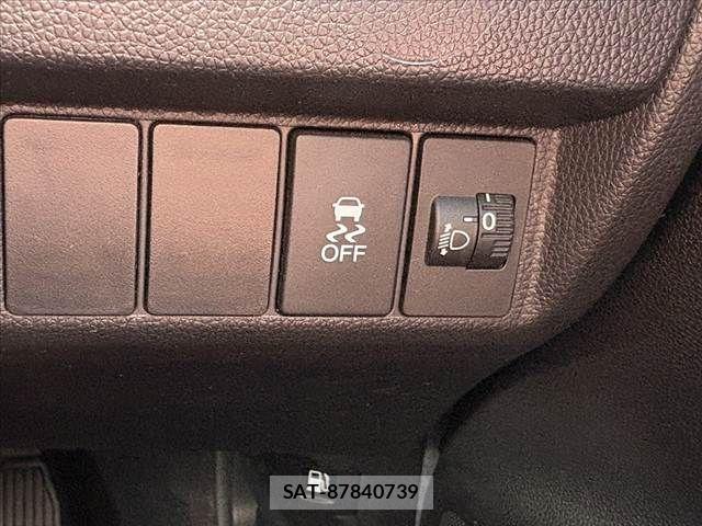 Honda FIT 2014-06 8130125-28