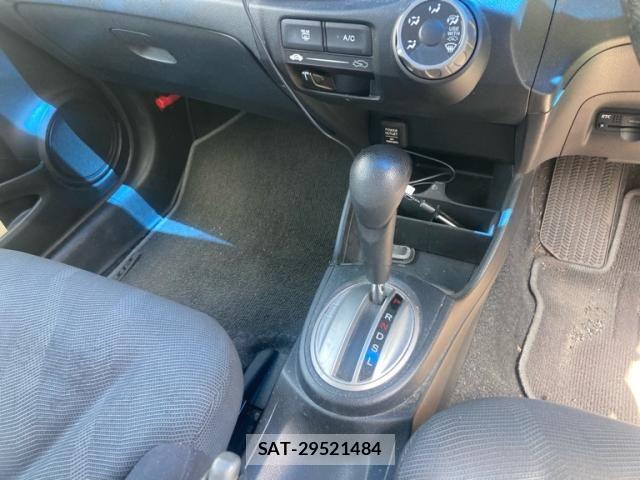 Honda FIT 2010-03 8130137-13