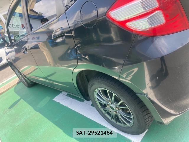 Honda FIT 2010-03 8130137-4