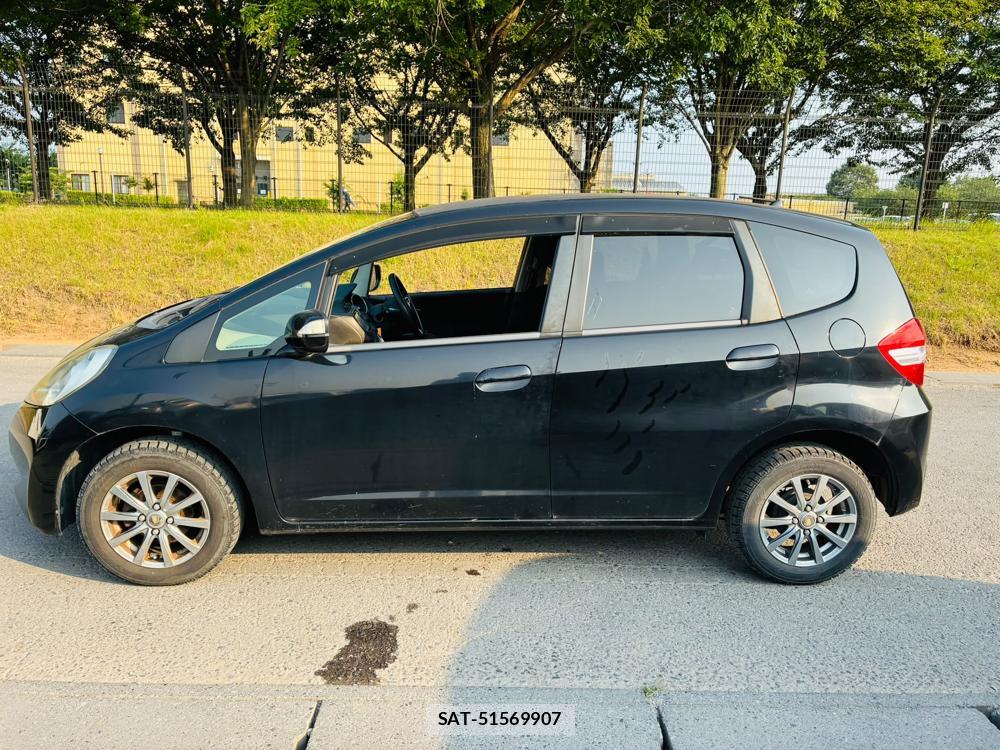 Honda FIT 2013-07 7927686-1