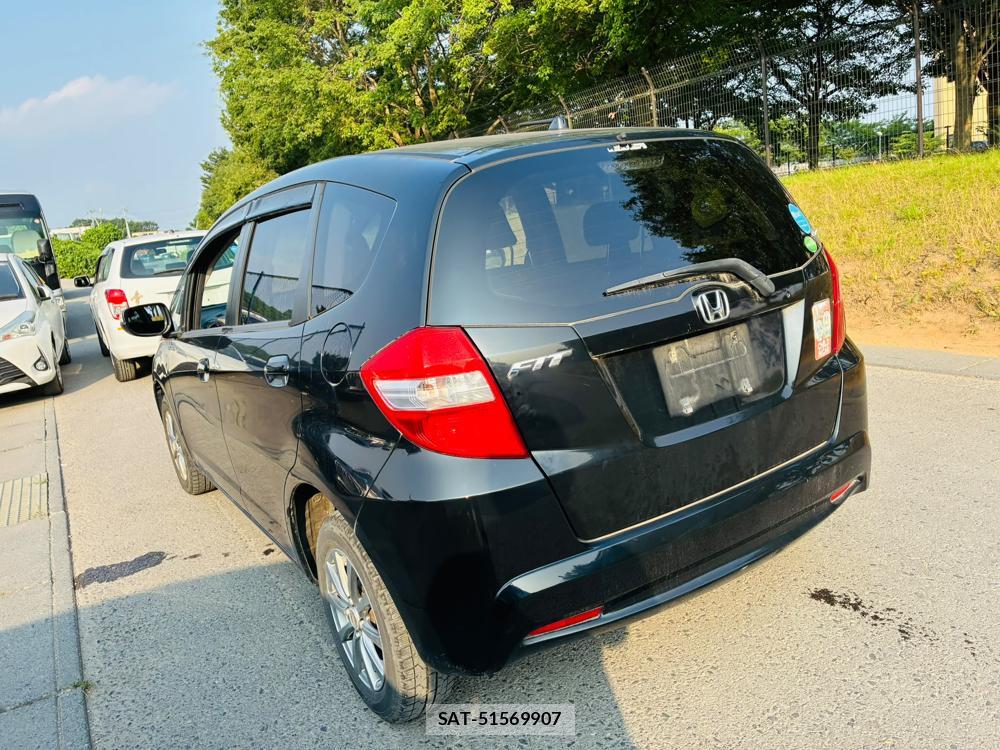 Honda FIT 2013-07 7927686-2