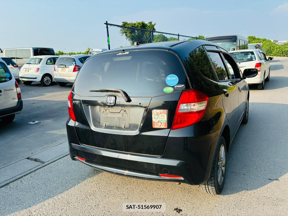 Honda FIT 2013-07 7927686-4