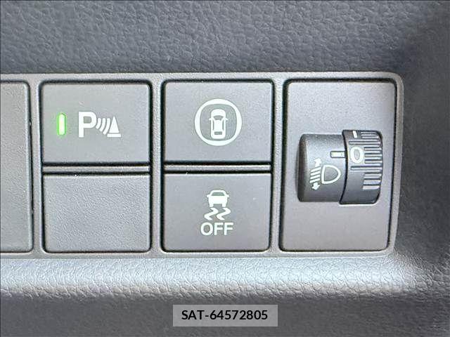 Honda FIT 2020-03 8145811-12