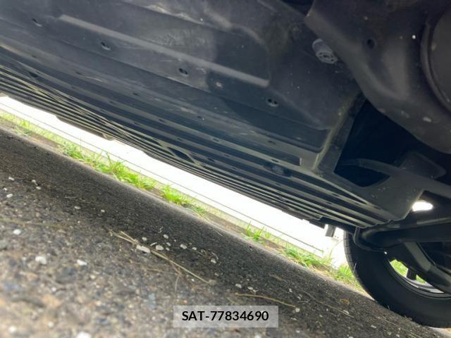 Honda FIT 2018-05 8145813-21