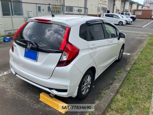 Honda FIT 2018-05 8145813-4