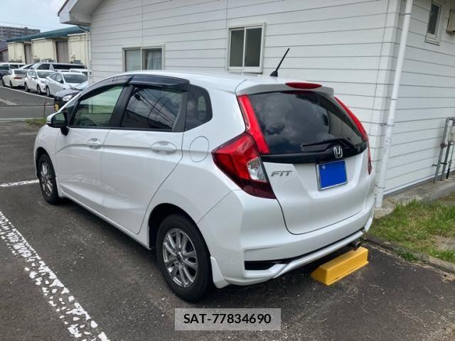 Honda FIT 2018-05 8145813-5