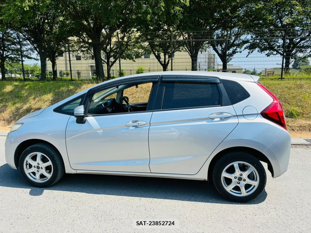 Honda FIT 2013-10 7999441-1