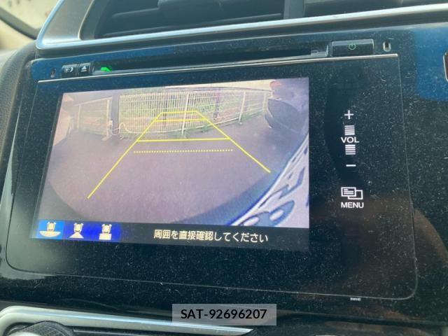 Honda FIT 2014-03 8145812-21
