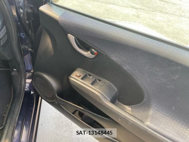 Honda FIT 2008-02 8158443-4