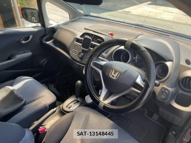 Honda FIT 2008-02 8158443-5