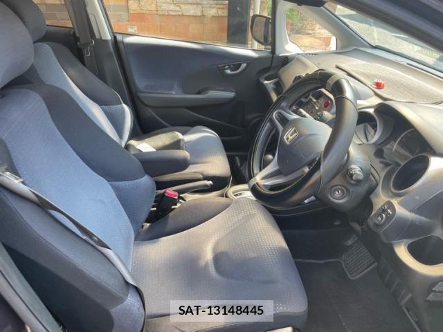 Honda FIT 2008-02 8158443-6