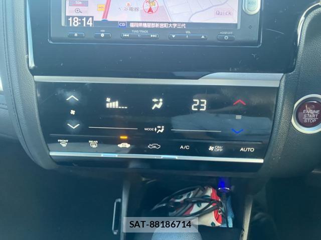 Honda FIT 2014-08 8158431-13