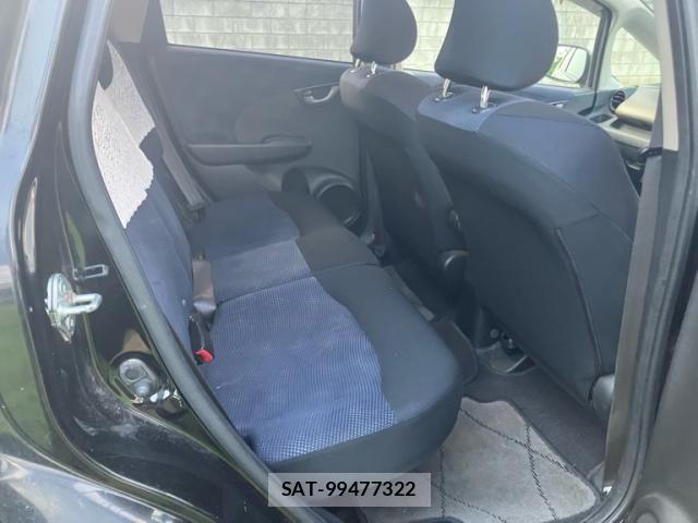 Honda FIT 2011-02 8158442-21