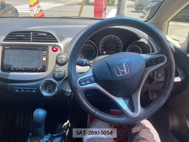 Honda FIT 2012-07 8158433-6
