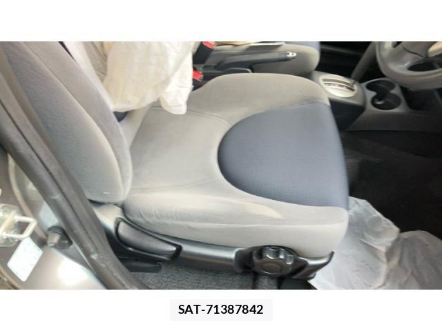 Honda FIT 2005-02 8158434-6