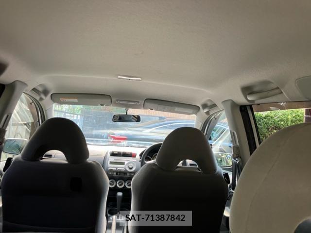 Honda FIT 2005-02 8158434-8