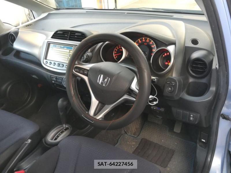 Honda FIT 2009/07 8173294-5