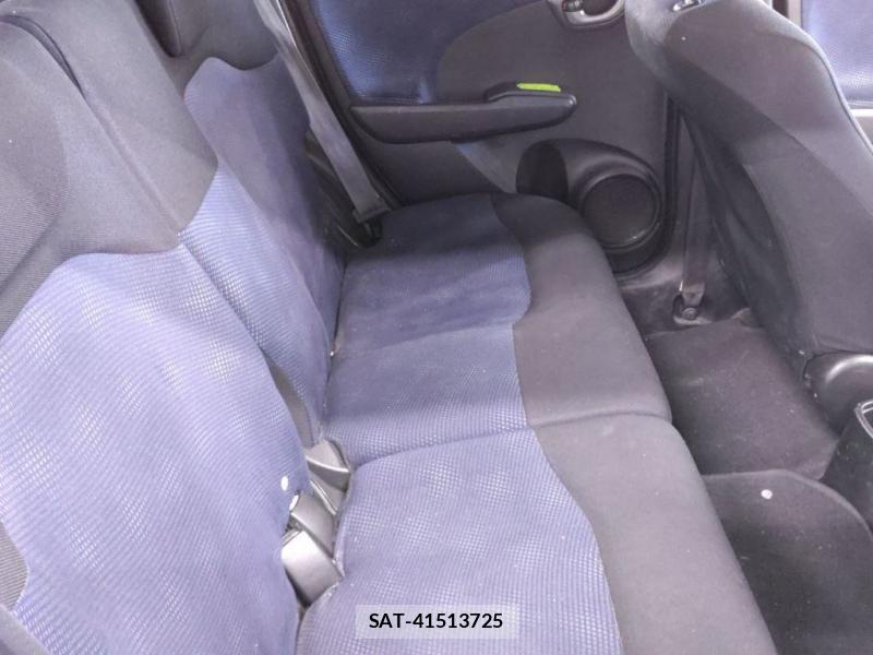 Honda FIT 2011/07 8173292-4