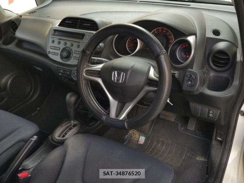 Honda FIT 2010/09 8173295-5