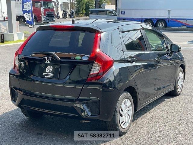 Honda FIT 2015-11 8207511-11