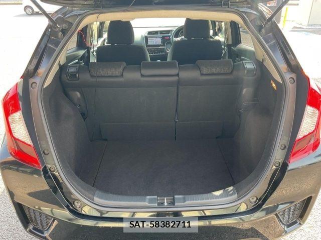 Honda FIT 2015-11 8207511-13