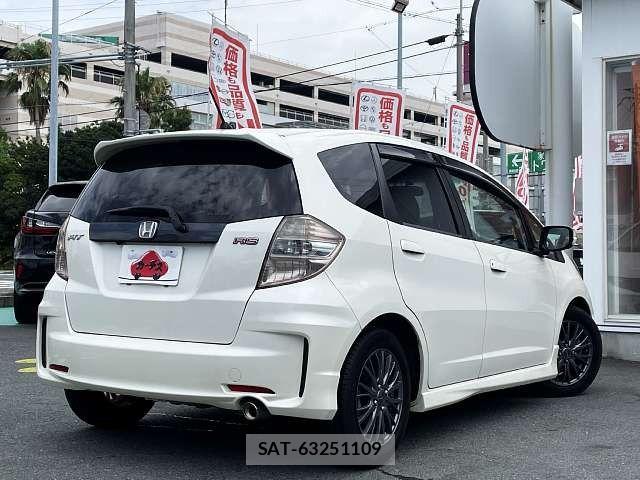 Honda FIT 2012-02 8207512-2