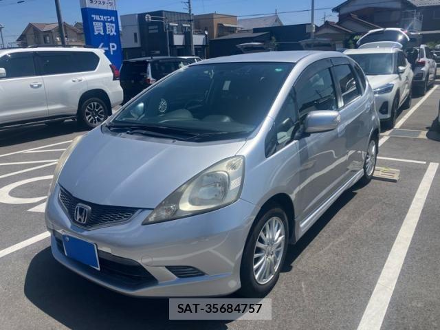 Honda FIT 2009-10 8207517-0