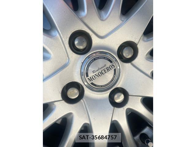 Honda FIT 2009-10 8207517-10